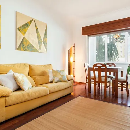 Carcavelos Iii Apartment *